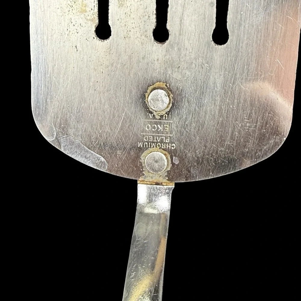 EKCO Keyhole Slotted Spatula Chrome Finish Black Handle MCM Vintage 10